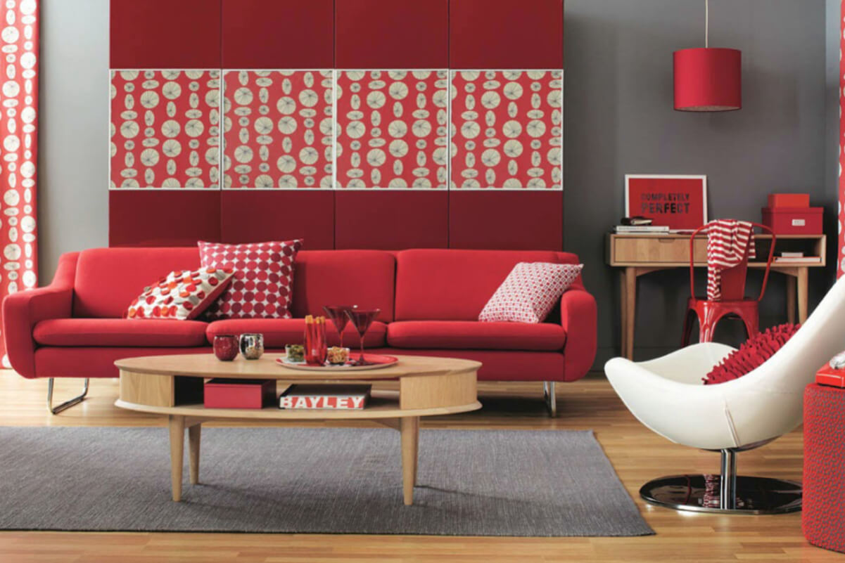 Phong cách sơn phòng khách màu đỏ mận